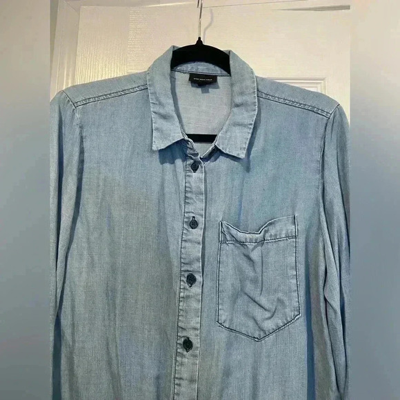 Who What Wear Lyocell Denim Long Sleeve Button Down Large Cuffs Pocket Size M - Picture 11 of 11